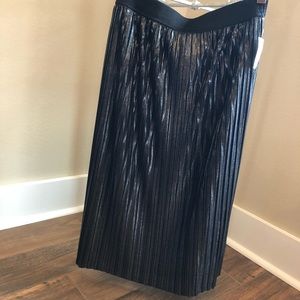 NWT metallic Grecian pleat midi skirt